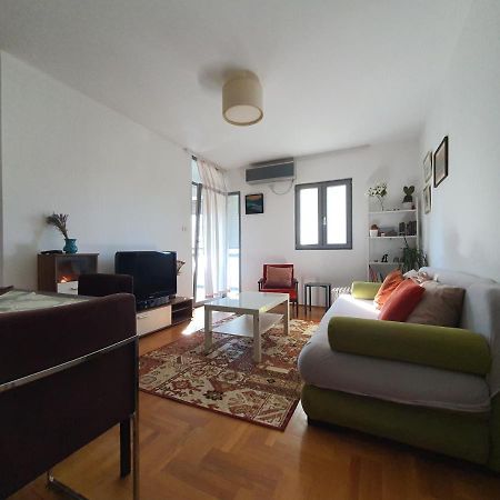 Delta Apartment 포드고리차 외부 사진