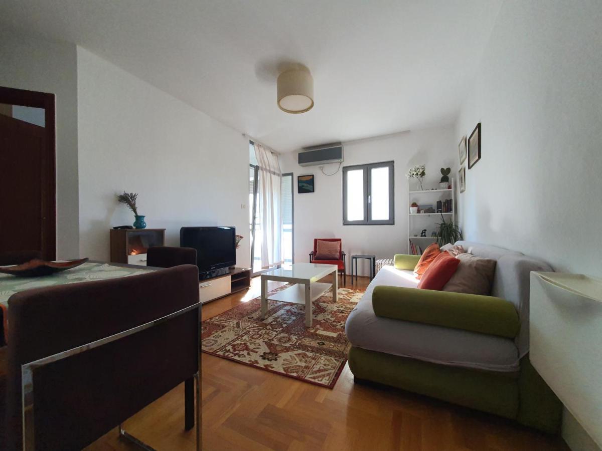 Delta Apartment 포드고리차 외부 사진